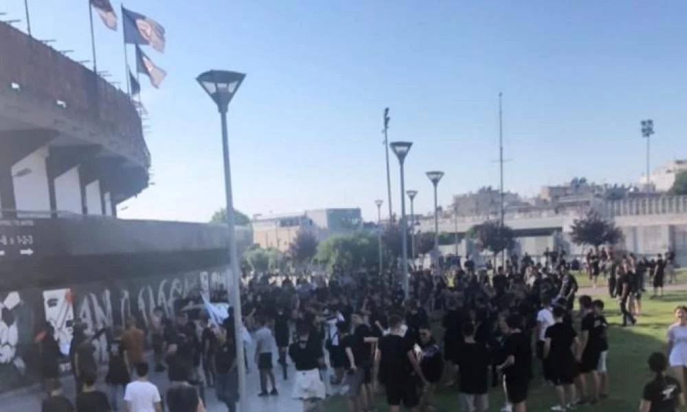 Η ήττα του ΠΑΟΚ έφερε αποδοκιμασίες έξω από την Τούμπα